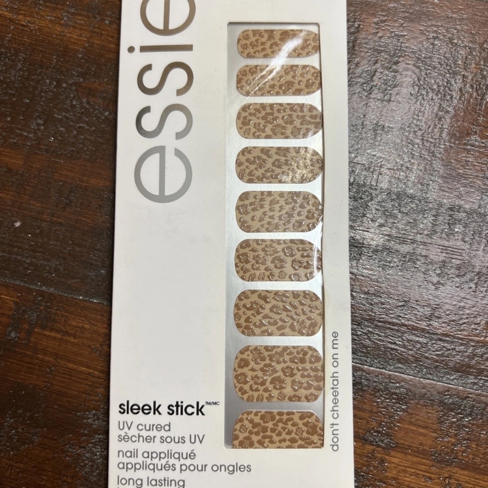 Essie Sleek Stick Press-On Nails - Cheetah Print